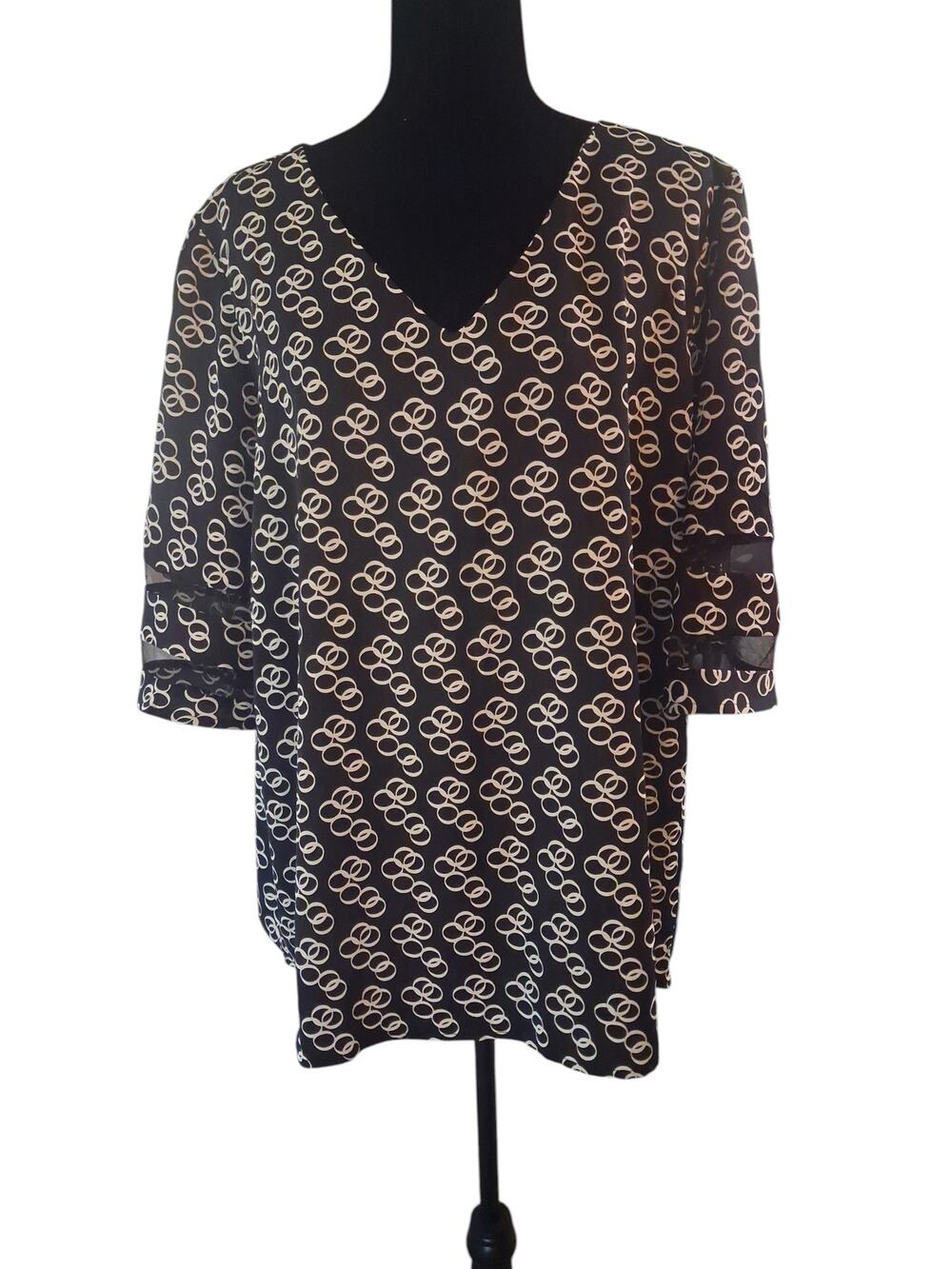 Jouica Womens T-shirt lightweight Black and White Bell sleeve V-Neck Size 2XL